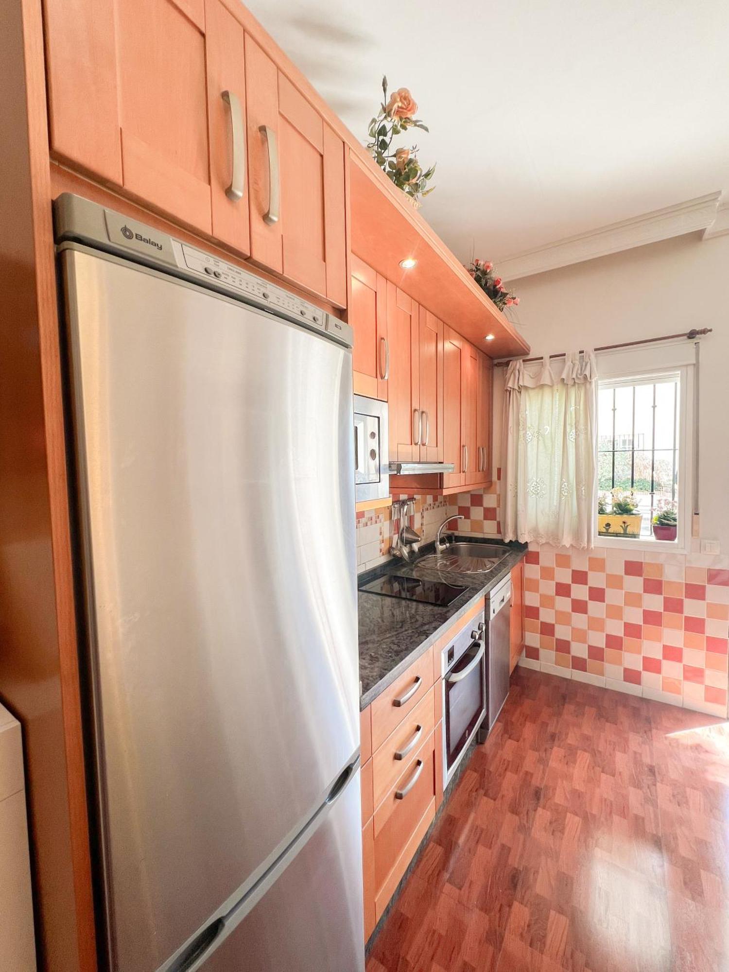 Cozy Apartment Bajondillo Sun&Beach Torremolinos Exterior photo