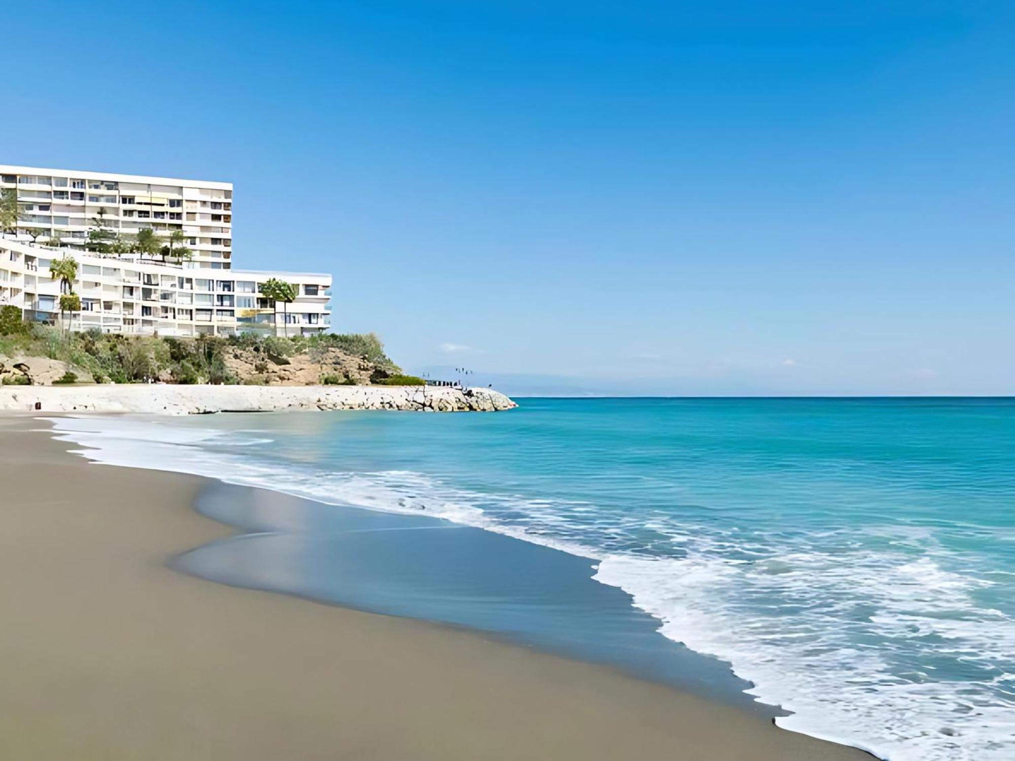 Cozy Apartment Bajondillo Sun&Beach Torremolinos Exterior photo